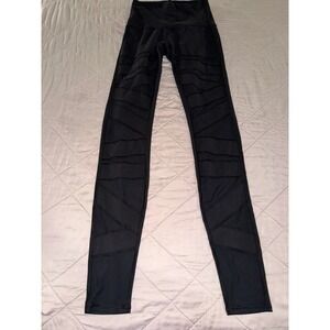Lululemon size 4 leggings